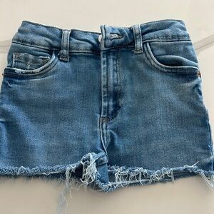 Zara frayed girls denim shorts. Great condition.